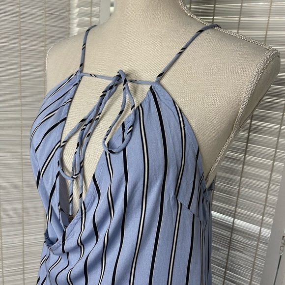 Superdown Kennedy Blue Stripe Surplice Tie Top Size S NWT - Picture 2 of 8